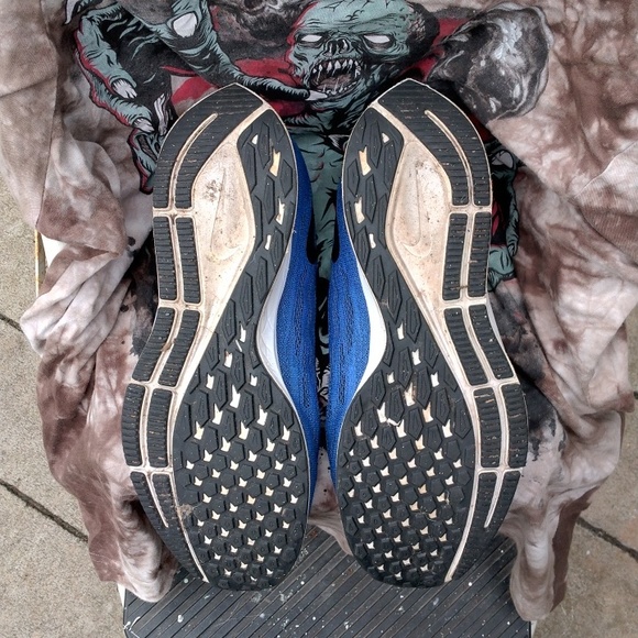 Nike running shoes - Picture 4 of 4